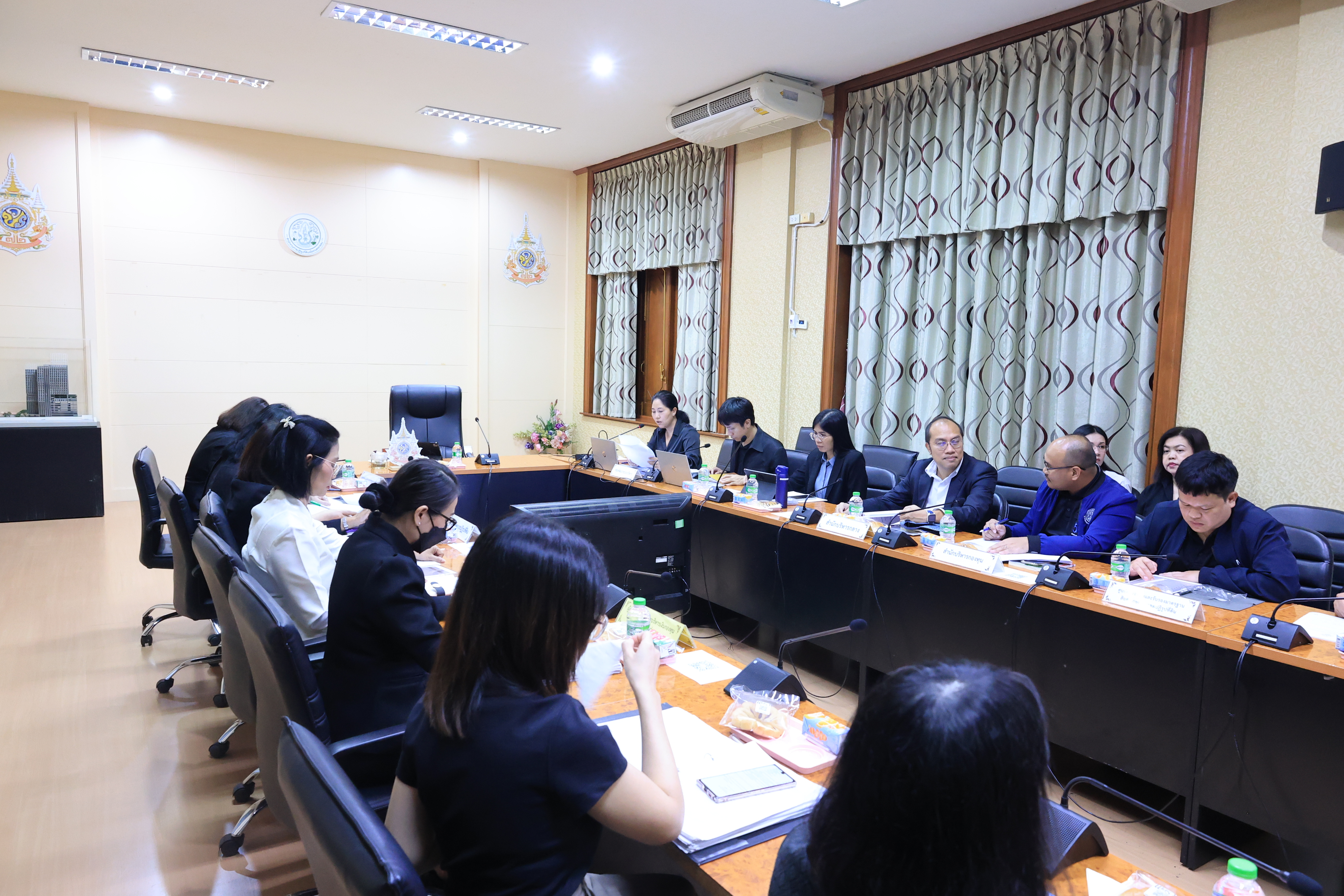 title - ส.ป.ก. ประชุมคณะทํางานขับเคลื่อนการปฏิบัติตามพระราชบัญญัติการอํานวยความสะดวก ในการพิจารณาอนุญาตและการให้บริการแก่ประชาชน พ.ศ. 2569 ครั้งที่ 1/2569 